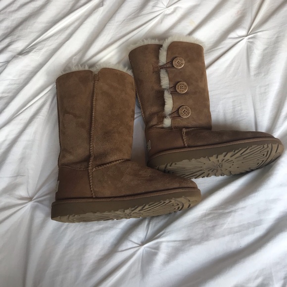 UGG kids’ bailey button - Picture 2 of 8